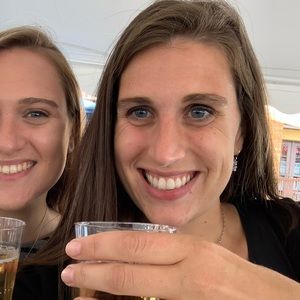 Meet your Posher, Corinne